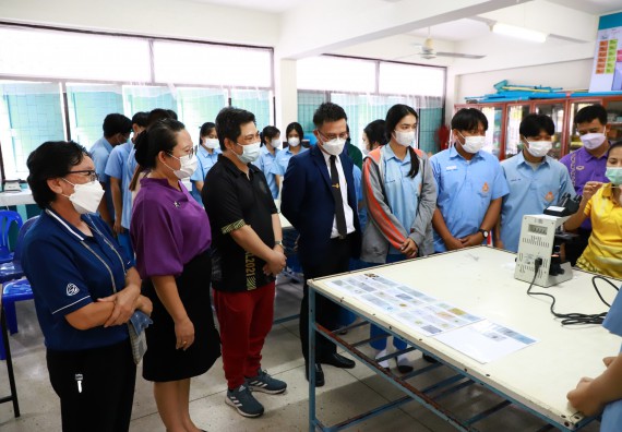 ภาพกิจกรรม  คณะวิทยาศาสตร์และเทคโนโลยี จัดกิจกรรมค่ายวิทยาศาสตร์สัญจร ปีการศึกษา 2565  โรงเรียนคลองลานวิทยา 