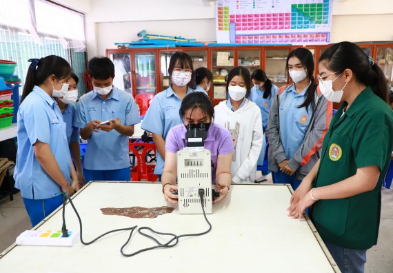 ภาพกิจกรรม  คณะวิทยาศาสตร์และเทคโนโลยี จัดกิจกรรมค่ายวิทยาศาสตร์สัญจร ปีการศึกษา 2565  โรงเรียนคลองลานวิทยา 