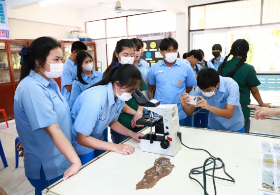 ภาพกิจกรรม  คณะวิทยาศาสตร์และเทคโนโลยี จัดกิจกรรมค่ายวิทยาศาสตร์สัญจร ปีการศึกษา 2565  โรงเรียนคลองลานวิทยา 