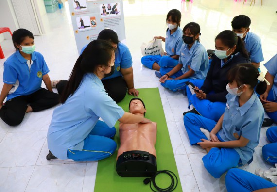 ภาพกิจกรรม  คณะวิทยาศาสตร์และเทคโนโลยี จัดกิจกรรมค่ายวิทยาศาสตร์สัญจร ปีการศึกษา 2565  โรงเรียนคลองลานวิทยา 