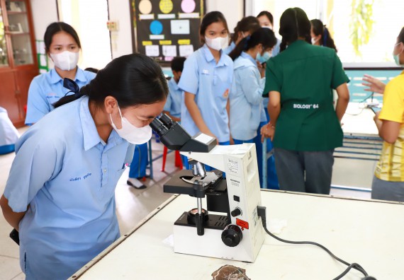 ภาพกิจกรรม  คณะวิทยาศาสตร์และเทคโนโลยี จัดกิจกรรมค่ายวิทยาศาสตร์สัญจร ปีการศึกษา 2565  โรงเรียนคลองลานวิทยา 