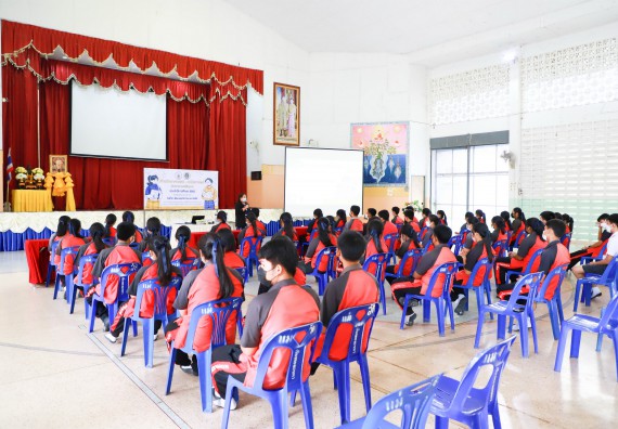 ภาพกิจกรรม  คณะวิทยาศาสตร์และเทคโนโลยี จัดกิจกรรมค่ายวิทยาศาสตร์สัญจร ปีการศึกษา 2565  โรงเรียนวังแขมวิทยาคม