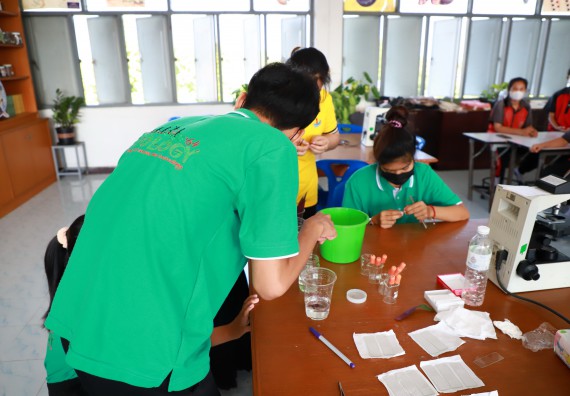 ภาพกิจกรรม  คณะวิทยาศาสตร์และเทคโนโลยี จัดกิจกรรมค่ายวิทยาศาสตร์สัญจร ปีการศึกษา 2565  โรงเรียนวังแขมวิทยาคม