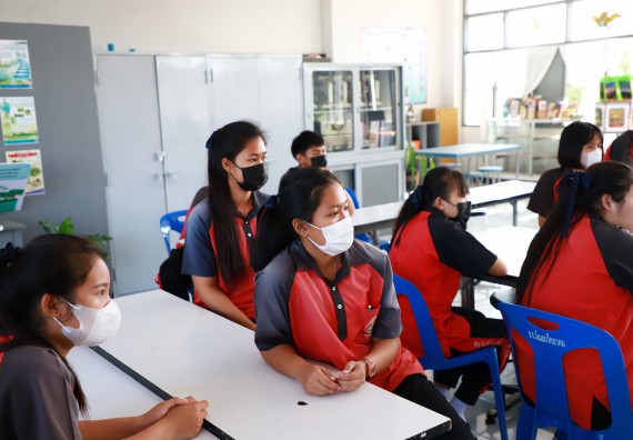 ภาพกิจกรรม  คณะวิทยาศาสตร์และเทคโนโลยี จัดกิจกรรมค่ายวิทยาศาสตร์สัญจร ปีการศึกษา 2565  โรงเรียนวังแขมวิทยาคม