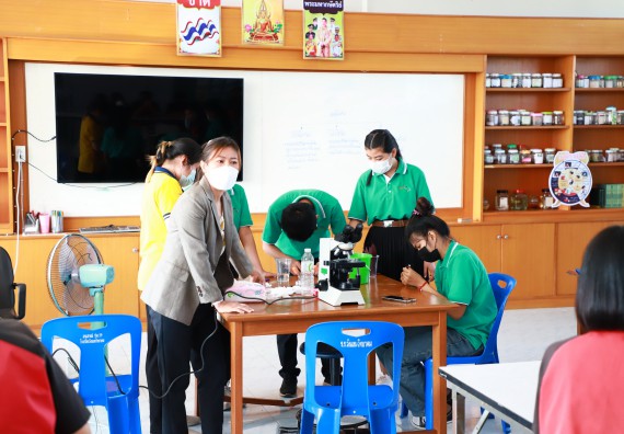 ภาพกิจกรรม  คณะวิทยาศาสตร์และเทคโนโลยี จัดกิจกรรมค่ายวิทยาศาสตร์สัญจร ปีการศึกษา 2565  โรงเรียนวังแขมวิทยาคม