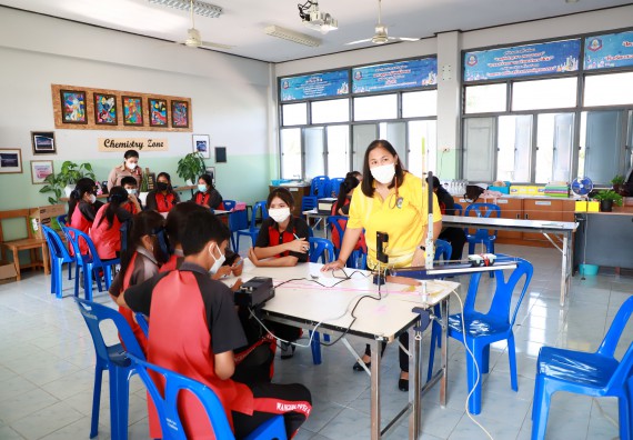 ภาพกิจกรรม  คณะวิทยาศาสตร์และเทคโนโลยี จัดกิจกรรมค่ายวิทยาศาสตร์สัญจร ปีการศึกษา 2565  โรงเรียนวังแขมวิทยาคม