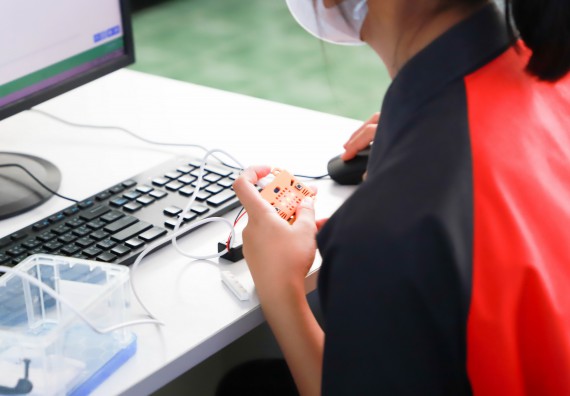 ภาพกิจกรรม  คณะวิทยาศาสตร์และเทคโนโลยี จัดกิจกรรมค่ายวิทยาศาสตร์สัญจร ปีการศึกษา 2565  โรงเรียนวังแขมวิทยาคม