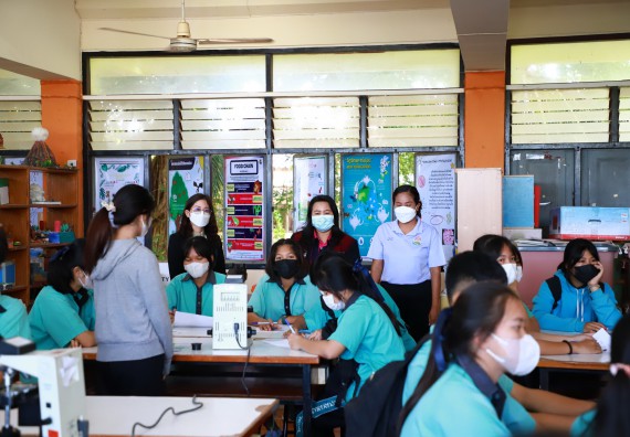 ภาพกิจกรรม  คณะวิทยาศาสตร์และเทคโนโลยี จัดกิจกรรมค่ายวิทยาศาสตร์สัญจร ปีการศึกษา 2565  โรงเรียนปางมะค่าวิทยาคม