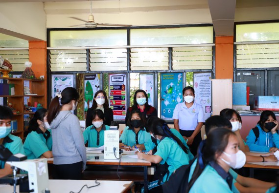 ภาพกิจกรรม  คณะวิทยาศาสตร์และเทคโนโลยี จัดกิจกรรมค่ายวิทยาศาสตร์สัญจร ปีการศึกษา 2565  โรงเรียนปางมะค่าวิทยาคม