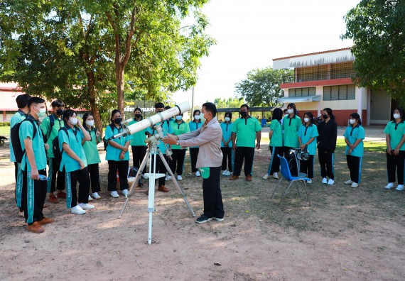 ภาพกิจกรรม  คณะวิทยาศาสตร์และเทคโนโลยี จัดกิจกรรมค่ายวิทยาศาสตร์สัญจร ปีการศึกษา 2565  โรงเรียนปางมะค่าวิทยาคม