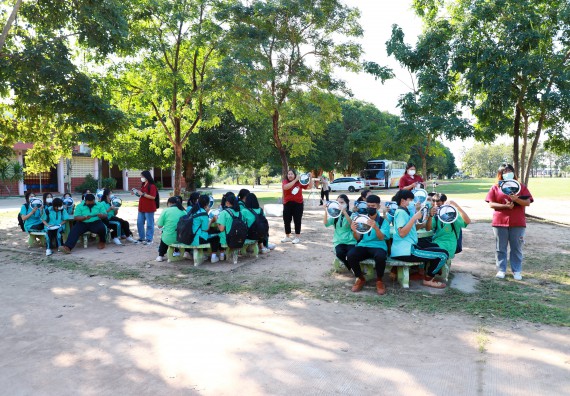 ภาพกิจกรรม  คณะวิทยาศาสตร์และเทคโนโลยี จัดกิจกรรมค่ายวิทยาศาสตร์สัญจร ปีการศึกษา 2565  โรงเรียนปางมะค่าวิทยาคม