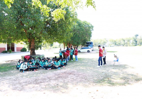 ภาพกิจกรรม  คณะวิทยาศาสตร์และเทคโนโลยี จัดกิจกรรมค่ายวิทยาศาสตร์สัญจร ปีการศึกษา 2565  โรงเรียนปางมะค่าวิทยาคม