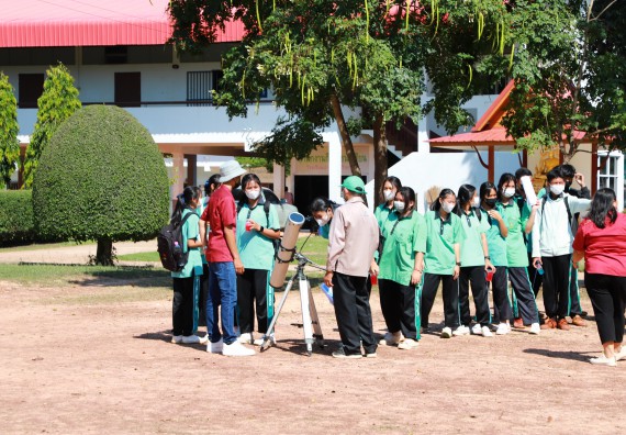 ภาพกิจกรรม  คณะวิทยาศาสตร์และเทคโนโลยี จัดกิจกรรมค่ายวิทยาศาสตร์สัญจร ปีการศึกษา 2565  โรงเรียนปางมะค่าวิทยาคม