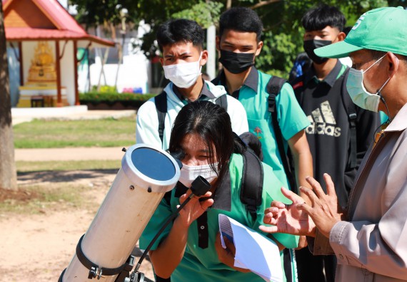 ภาพกิจกรรม  คณะวิทยาศาสตร์และเทคโนโลยี จัดกิจกรรมค่ายวิทยาศาสตร์สัญจร ปีการศึกษา 2565  โรงเรียนปางมะค่าวิทยาคม