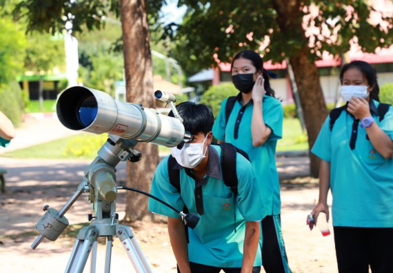 ภาพกิจกรรม  คณะวิทยาศาสตร์และเทคโนโลยี จัดกิจกรรมค่ายวิทยาศาสตร์สัญจร ปีการศึกษา 2565  โรงเรียนปางมะค่าวิทยาคม