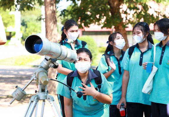 ภาพกิจกรรม  คณะวิทยาศาสตร์และเทคโนโลยี จัดกิจกรรมค่ายวิทยาศาสตร์สัญจร ปีการศึกษา 2565  โรงเรียนปางมะค่าวิทยาคม
