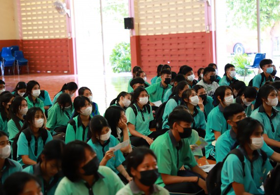 ภาพกิจกรรม  คณะวิทยาศาสตร์และเทคโนโลยี จัดกิจกรรมค่ายวิทยาศาสตร์สัญจร ปีการศึกษา 2565  โรงเรียนปางมะค่าวิทยาคม