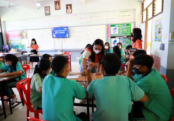 ภาพกิจกรรม  คณะวิทยาศาสตร์และเทคโนโลยี จัดกิจกรรมค่ายวิทยาศาสตร์สัญจร ปีการศึกษา 2565  โรงเรียนปางมะค่าวิทยาคม