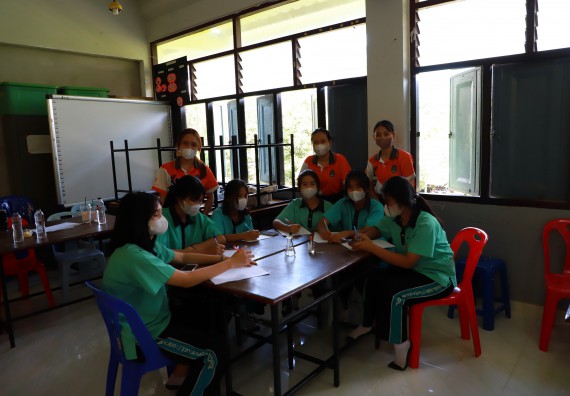 ภาพกิจกรรม  คณะวิทยาศาสตร์และเทคโนโลยี จัดกิจกรรมค่ายวิทยาศาสตร์สัญจร ปีการศึกษา 2565  โรงเรียนปางมะค่าวิทยาคม