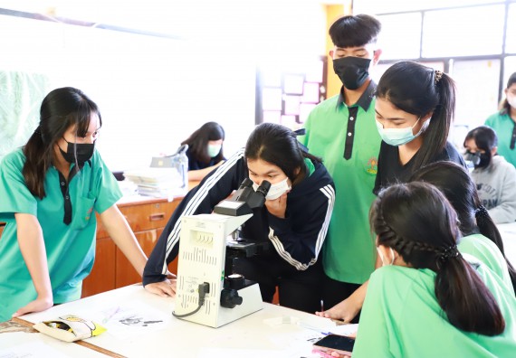 ภาพกิจกรรม  คณะวิทยาศาสตร์และเทคโนโลยี จัดกิจกรรมค่ายวิทยาศาสตร์สัญจร ปีการศึกษา 2565  โรงเรียนปางมะค่าวิทยาคม