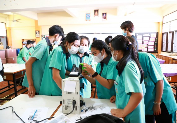 ภาพกิจกรรม  คณะวิทยาศาสตร์และเทคโนโลยี จัดกิจกรรมค่ายวิทยาศาสตร์สัญจร ปีการศึกษา 2565  โรงเรียนปางมะค่าวิทยาคม