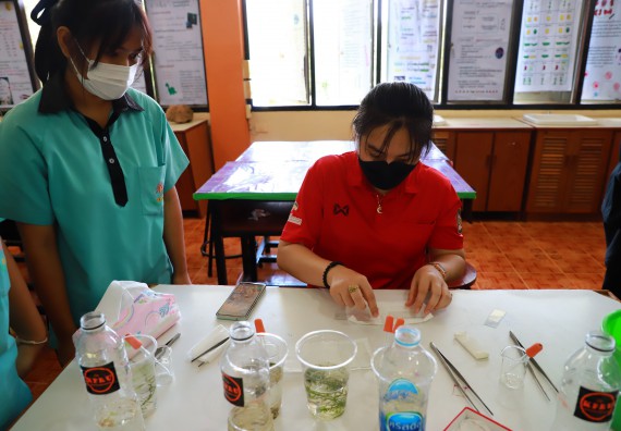 ภาพกิจกรรม  คณะวิทยาศาสตร์และเทคโนโลยี จัดกิจกรรมค่ายวิทยาศาสตร์สัญจร ปีการศึกษา 2565  โรงเรียนปางมะค่าวิทยาคม