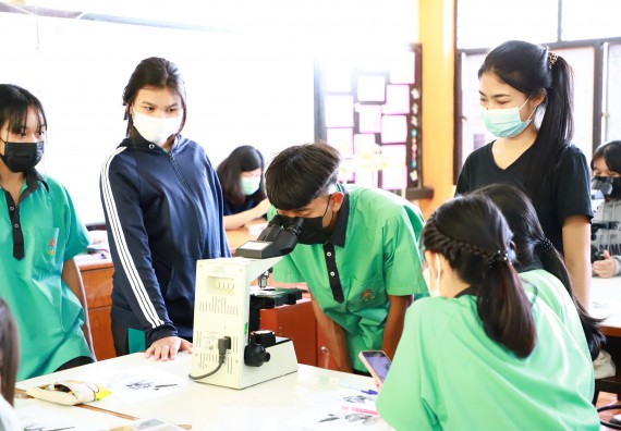 ภาพกิจกรรม  คณะวิทยาศาสตร์และเทคโนโลยี จัดกิจกรรมค่ายวิทยาศาสตร์สัญจร ปีการศึกษา 2565  โรงเรียนปางมะค่าวิทยาคม