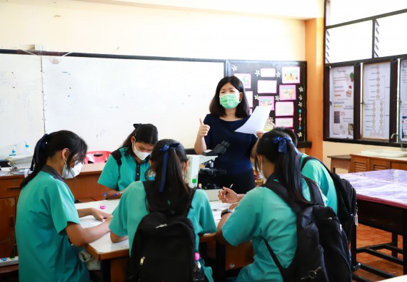 ภาพกิจกรรม  คณะวิทยาศาสตร์และเทคโนโลยี จัดกิจกรรมค่ายวิทยาศาสตร์สัญจร ปีการศึกษา 2565  โรงเรียนปางมะค่าวิทยาคม