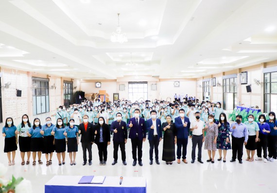 ภาพกิจกรรม  คณะวิทยาศาสตร์และเทคโนโลยี จัดกิจกรรมค่ายวิทยาศาสตร์สัญจร ปีการศึกษา 2565  โรงเรียนลานกระบือวิทยา