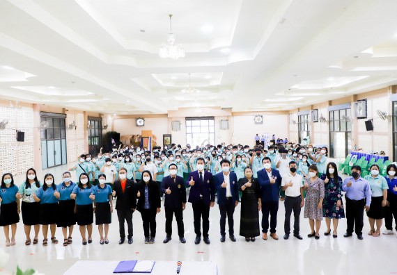 ภาพกิจกรรม  คณะวิทยาศาสตร์และเทคโนโลยี จัดกิจกรรมค่ายวิทยาศาสตร์สัญจร ปีการศึกษา 2565  โรงเรียนลานกระบือวิทยา