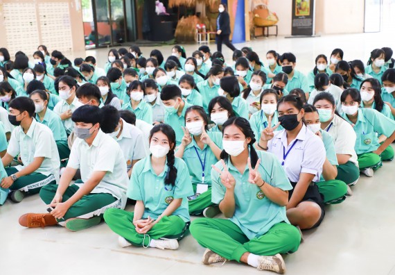 ภาพกิจกรรม  คณะวิทยาศาสตร์และเทคโนโลยี จัดกิจกรรมค่ายวิทยาศาสตร์สัญจร ปีการศึกษา 2565  โรงเรียนลานกระบือวิทยา