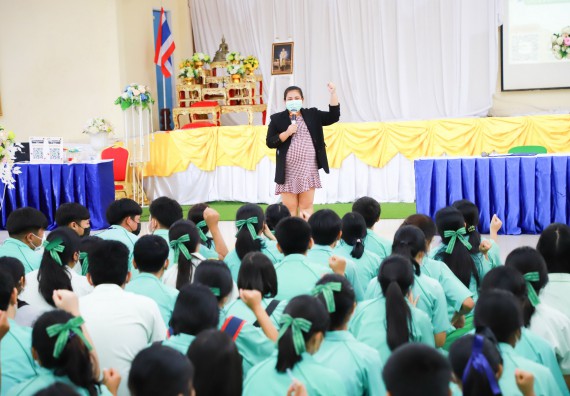 ภาพกิจกรรม  คณะวิทยาศาสตร์และเทคโนโลยี จัดกิจกรรมค่ายวิทยาศาสตร์สัญจร ปีการศึกษา 2565  โรงเรียนลานกระบือวิทยา