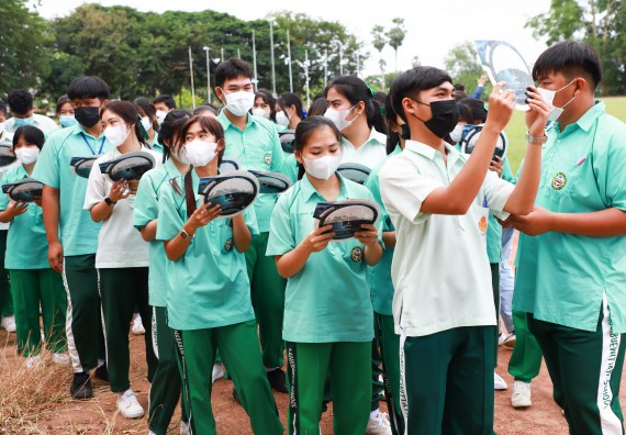 ภาพกิจกรรม  คณะวิทยาศาสตร์และเทคโนโลยี จัดกิจกรรมค่ายวิทยาศาสตร์สัญจร ปีการศึกษา 2565  โรงเรียนลานกระบือวิทยา