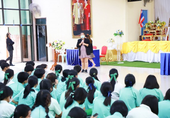 ภาพกิจกรรม  คณะวิทยาศาสตร์และเทคโนโลยี จัดกิจกรรมค่ายวิทยาศาสตร์สัญจร ปีการศึกษา 2565  โรงเรียนลานกระบือวิทยา