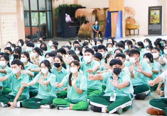 ภาพกิจกรรม  คณะวิทยาศาสตร์และเทคโนโลยี จัดกิจกรรมค่ายวิทยาศาสตร์สัญจร ปีการศึกษา 2565  โรงเรียนลานกระบือวิทยา