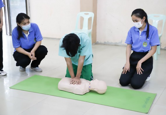 ภาพกิจกรรม  คณะวิทยาศาสตร์และเทคโนโลยี จัดกิจกรรมค่ายวิทยาศาสตร์สัญจร ปีการศึกษา 2565  โรงเรียนลานกระบือวิทยา