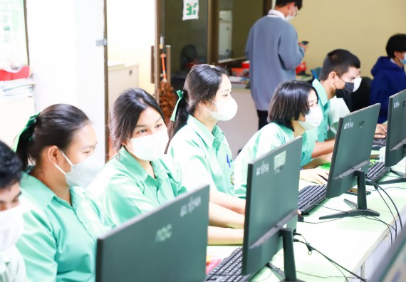 ภาพกิจกรรม  คณะวิทยาศาสตร์และเทคโนโลยี จัดกิจกรรมค่ายวิทยาศาสตร์สัญจร ปีการศึกษา 2565  โรงเรียนลานกระบือวิทยา