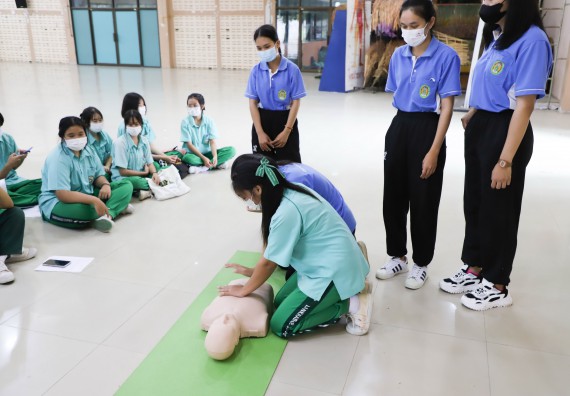 ภาพกิจกรรม  คณะวิทยาศาสตร์และเทคโนโลยี จัดกิจกรรมค่ายวิทยาศาสตร์สัญจร ปีการศึกษา 2565  โรงเรียนลานกระบือวิทยา