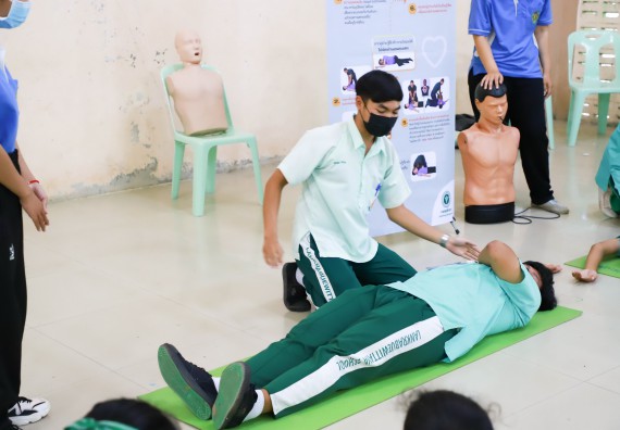 ภาพกิจกรรม  คณะวิทยาศาสตร์และเทคโนโลยี จัดกิจกรรมค่ายวิทยาศาสตร์สัญจร ปีการศึกษา 2565  โรงเรียนลานกระบือวิทยา