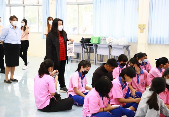 ภาพกิจกรรม   คณะวิทยาศาสตร์และเทคโนโลยี จัดกิจกรรมค่ายวิทยาศาสตร์สัญจร ปีการศึกษา 2565  โรงเรียนวังตะเคียนประชานุสรณ์