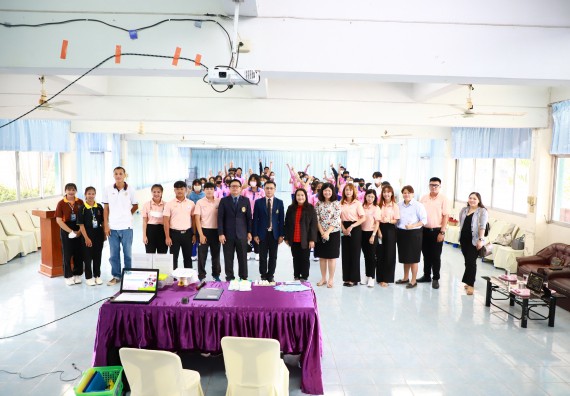 ภาพกิจกรรม   คณะวิทยาศาสตร์และเทคโนโลยี จัดกิจกรรมค่ายวิทยาศาสตร์สัญจร ปีการศึกษา 2565  โรงเรียนวังตะเคียนประชานุสรณ์