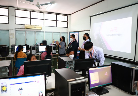 ภาพกิจกรรม   คณะวิทยาศาสตร์และเทคโนโลยี จัดกิจกรรมค่ายวิทยาศาสตร์สัญจร ปีการศึกษา 2565  โรงเรียนวังตะเคียนประชานุสรณ์