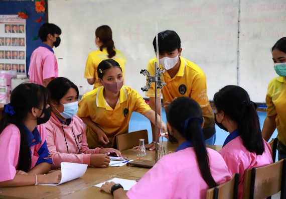 ภาพกิจกรรม   คณะวิทยาศาสตร์และเทคโนโลยี จัดกิจกรรมค่ายวิทยาศาสตร์สัญจร ปีการศึกษา 2565  โรงเรียนวังตะเคียนประชานุสรณ์