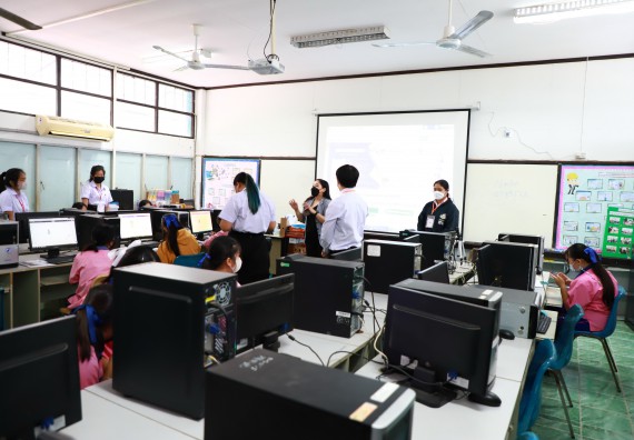 ภาพกิจกรรม   คณะวิทยาศาสตร์และเทคโนโลยี จัดกิจกรรมค่ายวิทยาศาสตร์สัญจร ปีการศึกษา 2565  โรงเรียนวังตะเคียนประชานุสรณ์