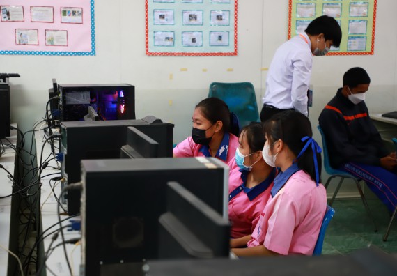 ภาพกิจกรรม   คณะวิทยาศาสตร์และเทคโนโลยี จัดกิจกรรมค่ายวิทยาศาสตร์สัญจร ปีการศึกษา 2565  โรงเรียนวังตะเคียนประชานุสรณ์