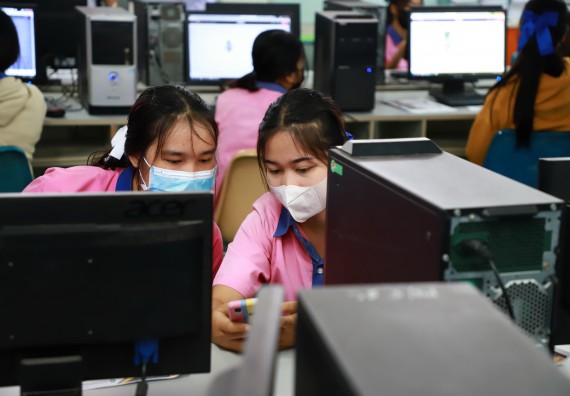 ภาพกิจกรรม   คณะวิทยาศาสตร์และเทคโนโลยี จัดกิจกรรมค่ายวิทยาศาสตร์สัญจร ปีการศึกษา 2565  โรงเรียนวังตะเคียนประชานุสรณ์