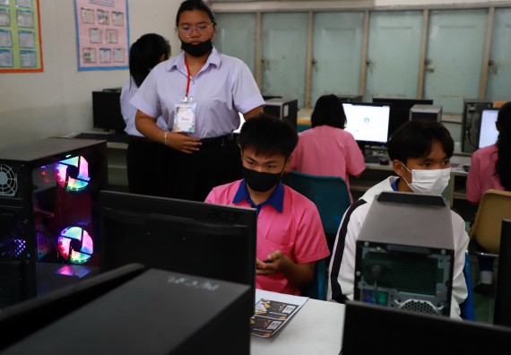 ภาพกิจกรรม   คณะวิทยาศาสตร์และเทคโนโลยี จัดกิจกรรมค่ายวิทยาศาสตร์สัญจร ปีการศึกษา 2565  โรงเรียนวังตะเคียนประชานุสรณ์