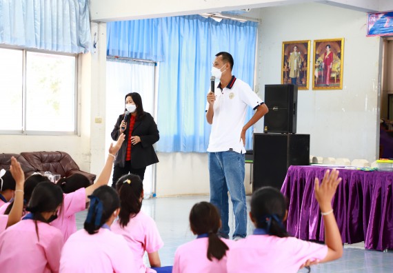 ภาพกิจกรรม   คณะวิทยาศาสตร์และเทคโนโลยี จัดกิจกรรมค่ายวิทยาศาสตร์สัญจร ปีการศึกษา 2565  โรงเรียนวังตะเคียนประชานุสรณ์