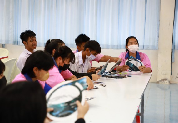 ภาพกิจกรรม   คณะวิทยาศาสตร์และเทคโนโลยี จัดกิจกรรมค่ายวิทยาศาสตร์สัญจร ปีการศึกษา 2565  โรงเรียนวังตะเคียนประชานุสรณ์