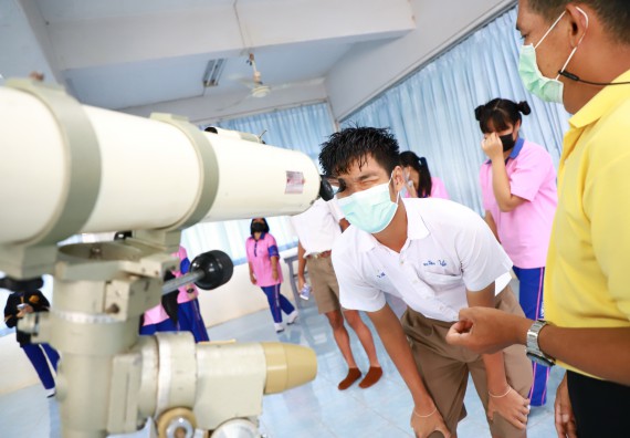 ภาพกิจกรรม   คณะวิทยาศาสตร์และเทคโนโลยี จัดกิจกรรมค่ายวิทยาศาสตร์สัญจร ปีการศึกษา 2565  โรงเรียนวังตะเคียนประชานุสรณ์